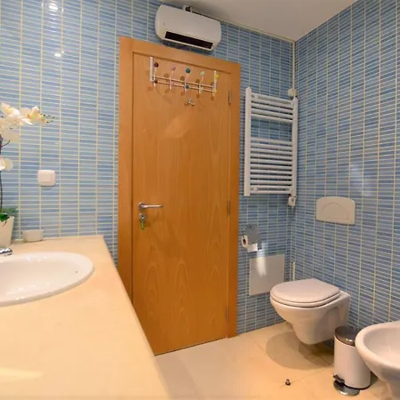 50 Penthouse Seaview Swimming Pool New Town *